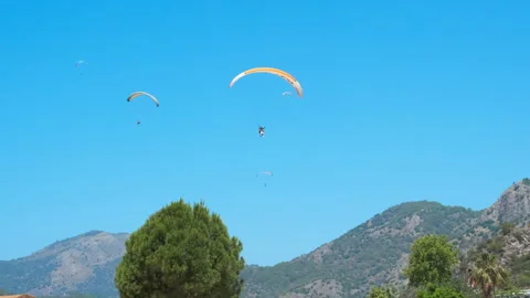 Paragliding with company. Video stock 244820106