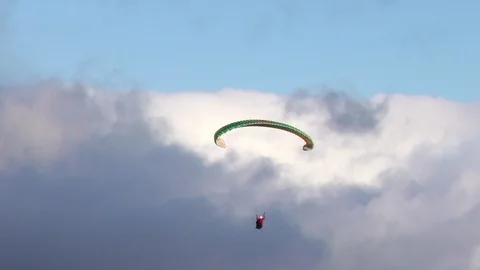 Paragliding over the mountains, Banos, Ecuador Stock-Footage 128456953