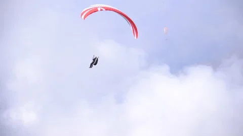 Paragliding Pilot 06 Video stock 171804799