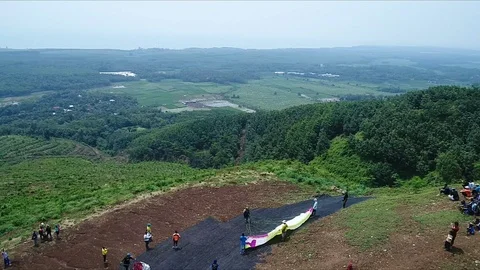 Paragliding players when in action 스톡 동영상 114699115