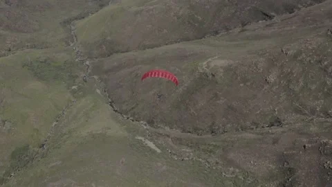 Paragliding seen by drone in the mountains 스톡 동영상 201589352
