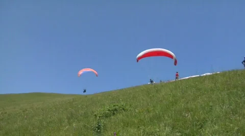 Paragliding take off 02 Stock-Footage 488509