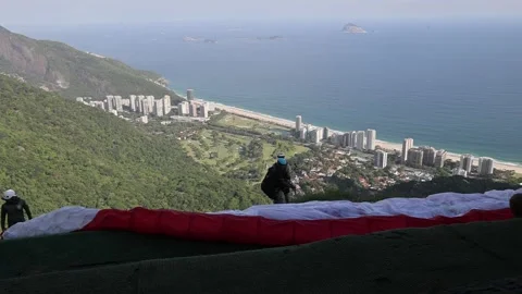 Paragliding taking off Video stock 227570510