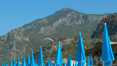 Paragliding under sea beach. Stock Footage 231259903