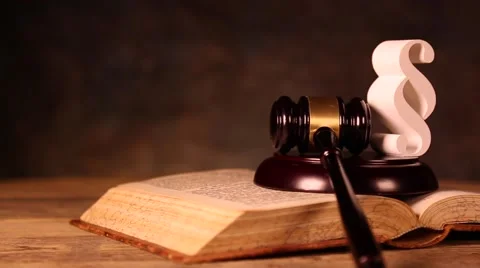 Paragraph, law theme, mallet of judge, wooden gavel Vidéo 63298201