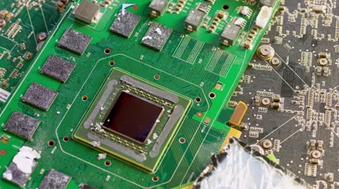 Parallax tracking shot over scrap circuit boards 9/12 Vidéo 52915652