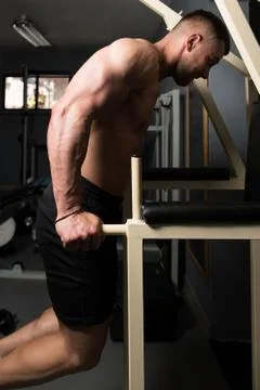 Parallel Bars Exercise For Triceps And Chest Foto stock