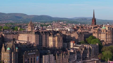 Parallel Drone Movement Over Edinburgh's Old Town Revealing The Hub Video stock 315159696