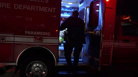 Paramedic Ambulance at the Scene 스톡 동영상 147836799