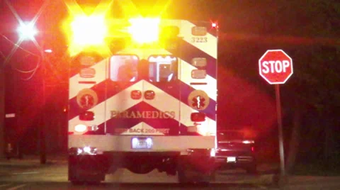 Paramedics emercency car Video stock 34865650