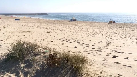 Paramos's beach in Espinho Vídeo Stock 77702178