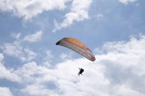 Paraplane flying in the sky on background of clouds Stock-Fotos