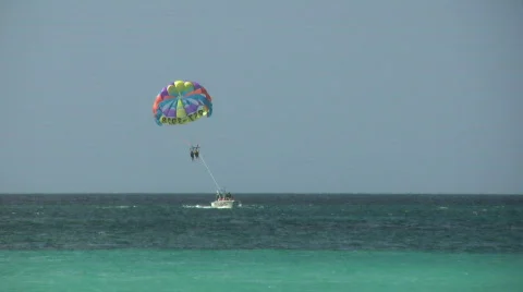 Parasailing 01 HD 스톡 동영상 307004