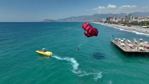 Parasailing aerial view 4 K Turkey Alanya 库存影片 224568522