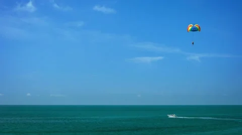 Parasailing in a Clear Blue Sky 動画素材 48697708