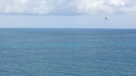 Parasailing Video stock 25039583