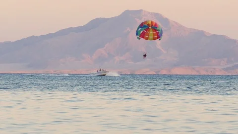 Parasailing Stockbeeldmateriaal 120314165