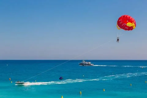 Parasailing  in Nice Foto stock