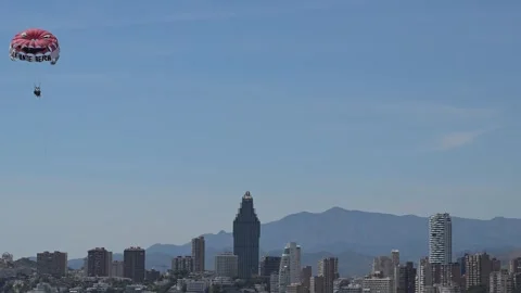 Parasailing over Benidorm Coastline 스톡 동영상 334028807