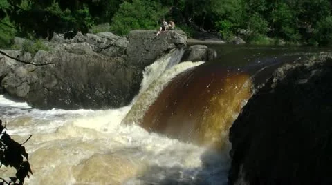 PARC DES CHUTES 스톡 동영상 21932377