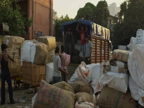 Parcel and Packaging Center at New Delhi Railway Station 動画素材 73006719