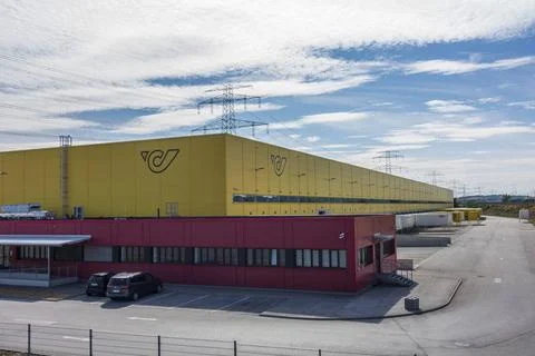Parcel distribution center of Austrian Post AG Hagenbrunn Niederösterreich.. Stockfoto's