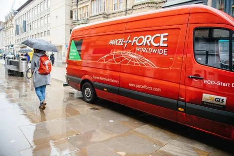 Parcel Force GLS red van in city Oxford Center Stock Photos