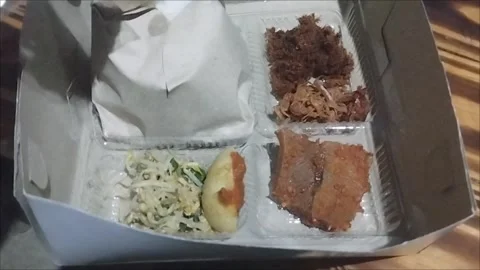 Parcel of rice and side dishes 스톡 동영상 291592069