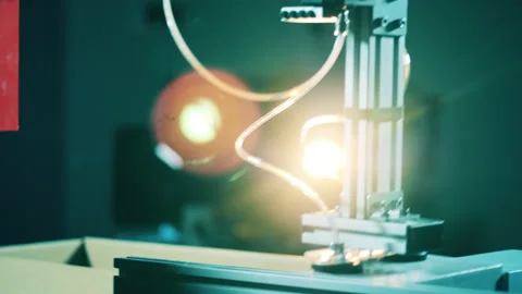 Parcels are getting relocated by a mechanical device 스톡 동영상 143584596