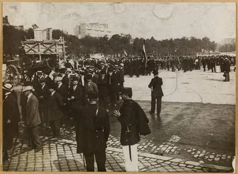 Paris 1914 Voluntary commitments to the invalids. Voluntary commitments to... 库存照片