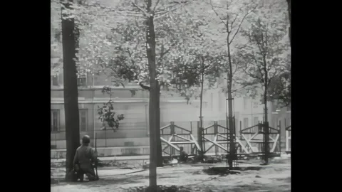 PARIS - 1944 - Allied troops join the French Resistance in fighting German Stock-Footage 340658277