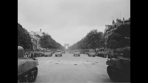 PARIS - 1944: Armored column - Armoured ranks recede toward the Arc de Triomphe Stock-Footage 344005826