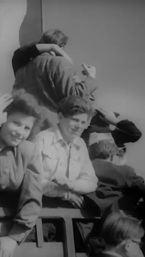 PARIS - 1945 - V-E Day celebrations in Paris include American soldiers kiss Video stock 342663453