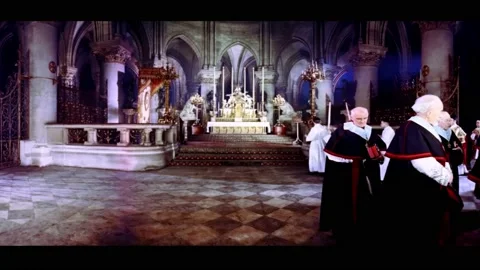PARIS - 1955 - High mass begins in Notre Dame de Paris. Stock-Footage 337882691