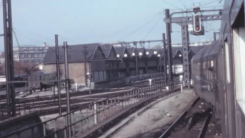 Paris - 1967: passenger point of view arrival to gare de lyon train station Video stock 182994936