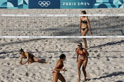 Paris 2024 Olympic Games - Beach Volleyball, France - 05 Aug 2024 Foto stock