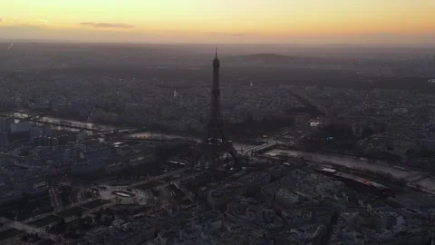 Paris Aerial View Featuring Iconic Metal Tower at Sunset Видео 330990013