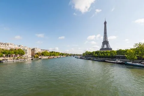 Paris and Eiffel tower with river Seine in the foreground on a s Stock-Fotos