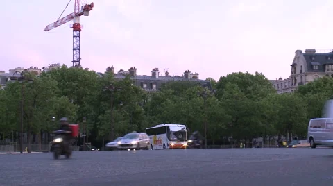 Paris, The Arc de Triomphe enviroment Stock Footage 46298351