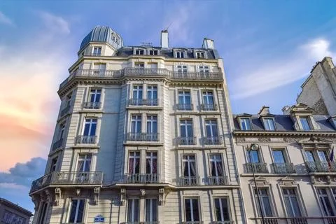 Paris, a beautiful building 스톡 사진