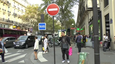Paris. At Boulevard Haussmann in front of Galeries Lafayette. Stock Footage 103552563