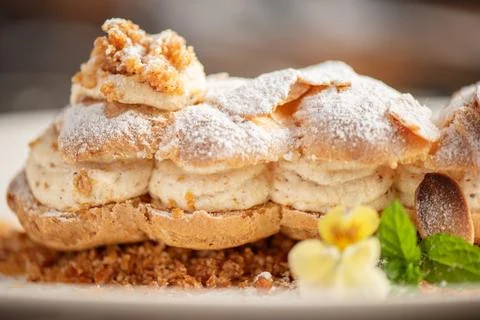 Paris-Brest Eclair Foto stock