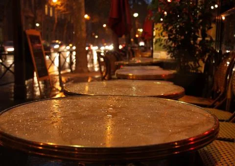 Paris cafe at evening Stock-Fotos