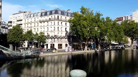 Paris canal saint Martin timelapse Stock Footage 136582753