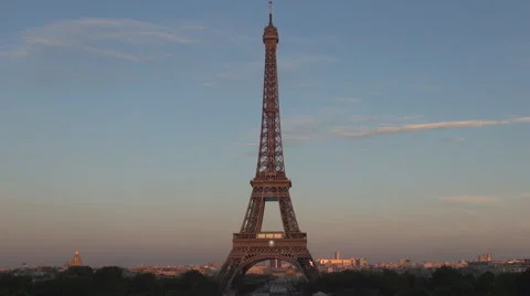 Paris city image eiffel tower landscape red light sunset view tourists holiday. Stockbeeldmateriaal 64307118