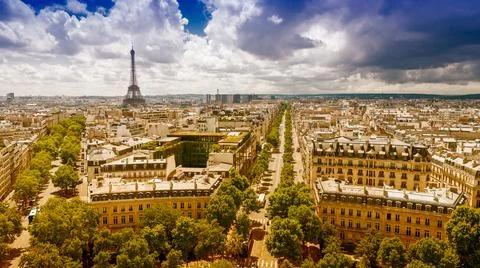 Paris city view with Eiffel Tower in background Foto stock