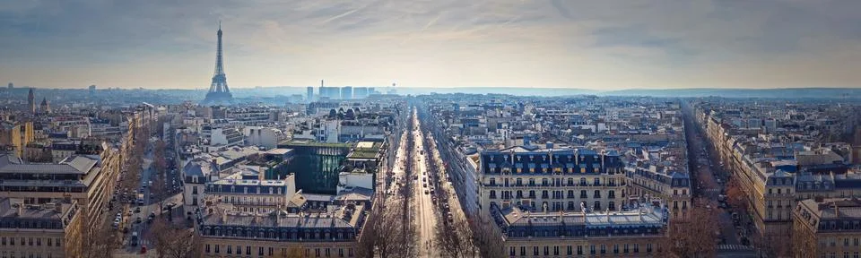 Paris cityscape panoramic view to the Eiffel Tower, France. Beautiful paris.. 스톡 사진