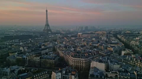 Paris cityscape with Tour Eiffel in background at sunrise, Skyline early Stock Footage 287200424