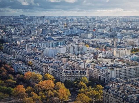 Paris cityscape view from the Eiffel tower height, France. Fall season scen.. 스톡 사진