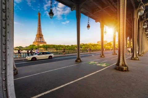 Paris Eiffel Tower and river Seine at sunset in Paris, France. Eiffel Tower i Stock Photos